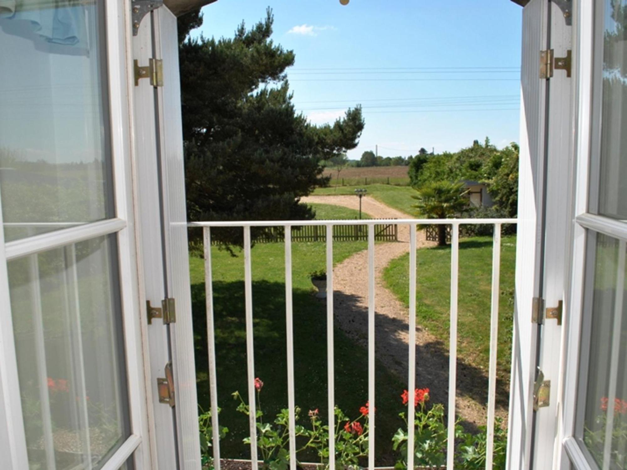Gîte Azay-sur-Cher, 6 pièces, 11 personnes - FR-1-381-359 Esterno foto